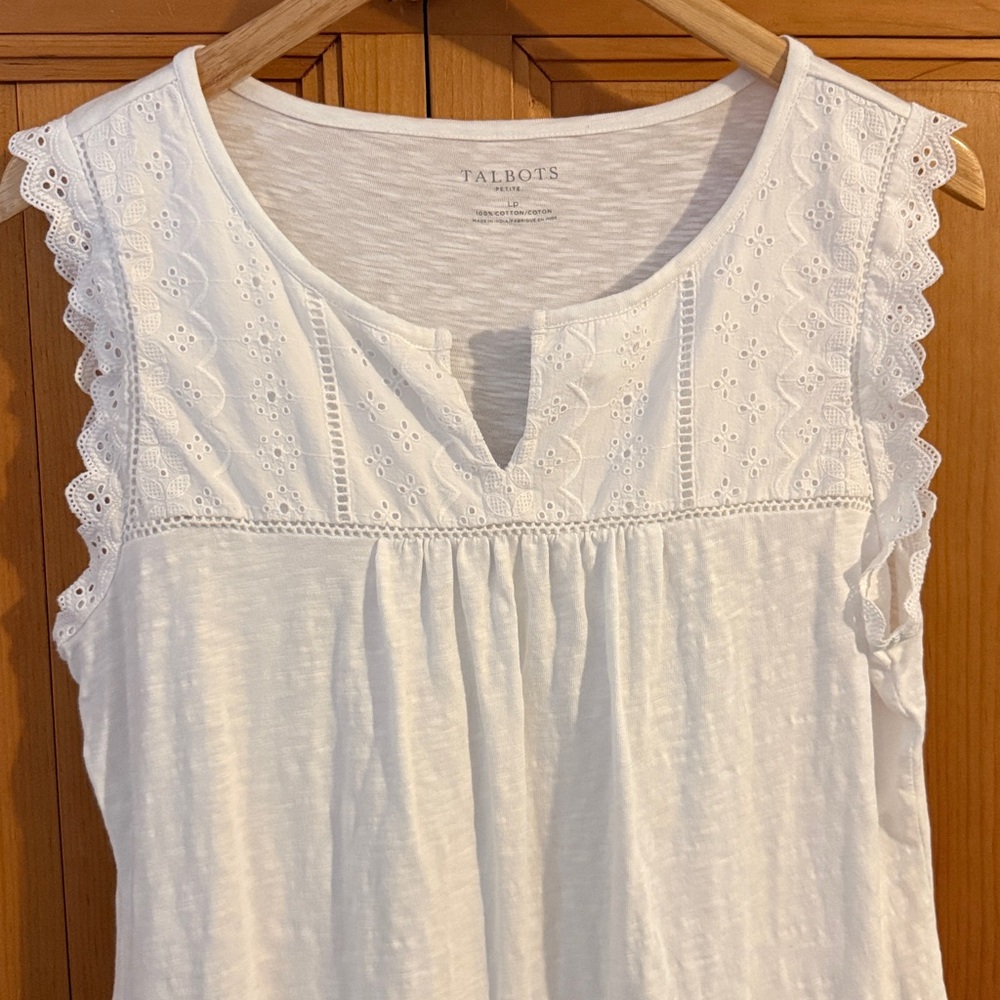 Talbots 100% Cotton Slub and Eyelet Cap Sleeve Tee, White, size LP
